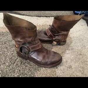 Freebirds winged boots